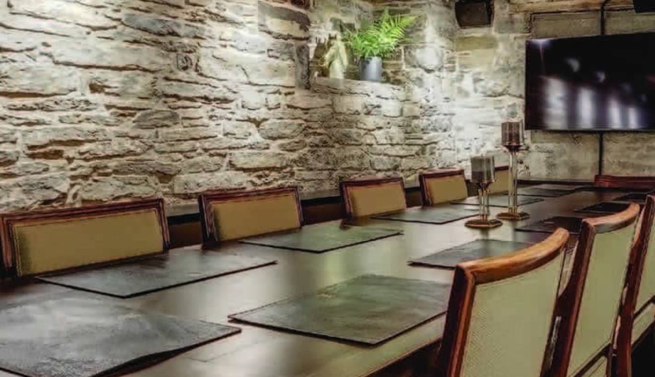 La salle VIP préparée pour un événement privé